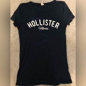 Hollister tee
